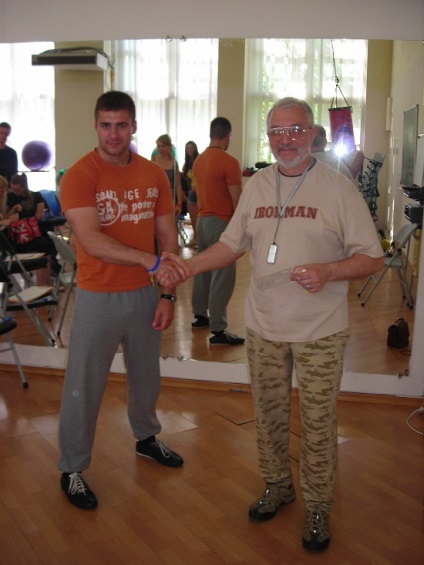 Curs despre nutritie - video fitness blog Alexey Dinulov - antrenor de fitness
