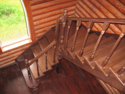 Scări din lemn masiv - scări deineko