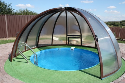 Pavilioane pentru piscine din policarbonat