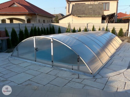 Pavilioane pentru piscine în Teritoriul Krasnodar, conservarea piscinei pentru iarnă, sezonieră