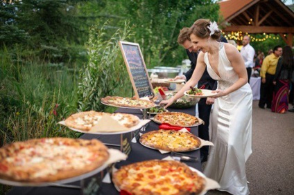Pizza-nunta, sau cum sa economisiti bani la un banchet de nunta, sfaturi pentru mirese, idei pentru nunta ta,