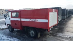 Camion de incendiu pentru constructii si model