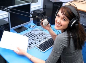 Descrierea postului radio de radio, competențele necesare, îndatoririle prezentatorului la radio