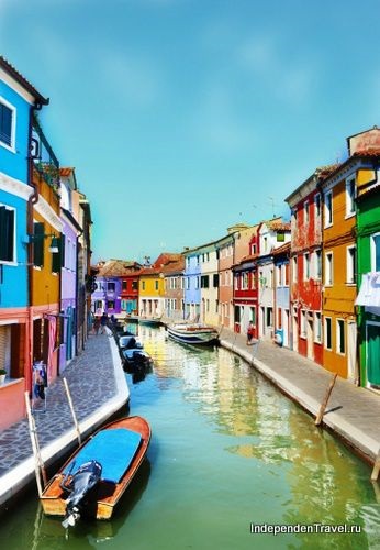Călătorind la Veneția, o excursie pe insulele Murano și Burano