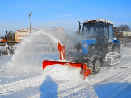 Dispozitiv de aruncare a zăpezului pentru tractor și minitractor рх-160