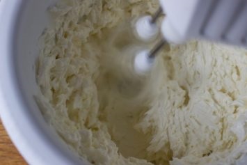 Crema de brânză cremă
