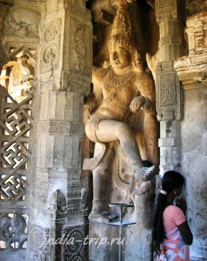 Thanjavur (tandzhur) - a város a Tamil Nadu, India