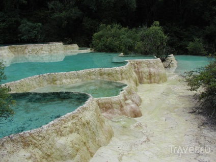 Mésztufa teraszok Huanglong Nature Reserve