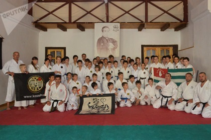 Zgomotul de clasă maestru rău pe Karate din Sukhum