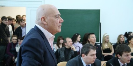 Vladimir Pozner „újságírók nincs tartozás senkinek, kivéve a közönség» - eventcartel hírek