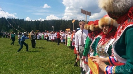 În morcovi, festivalul-concurs de ceremonii de nuntă a frânt înregistrările de participare