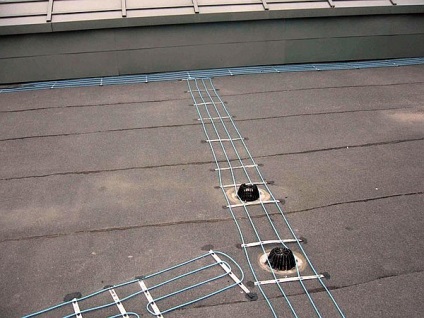 Pâlnie pentru un acoperiș plat, o scurgere interioară