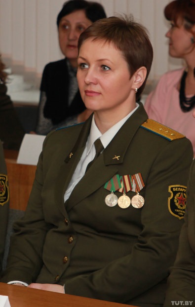 Al 8-lea martie este culoarea khaki sau de ce fetele din Belarus intră în armată
