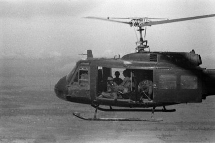 Război în Vietnam cu ochii unui soldat