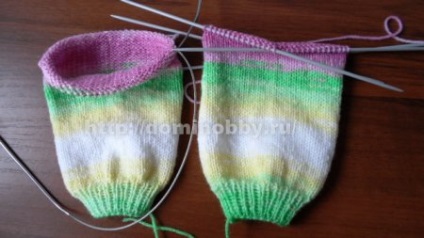 Pantaloni de tricotat pentru copii