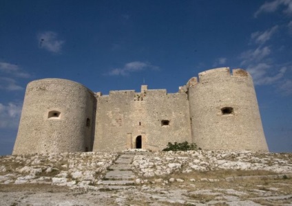 Castelul în cazul unor fapte necunoscute și istoria scrisului contelui Monte Cristo (33 fotografii) - trinitatea