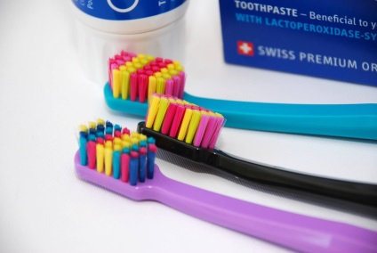 Pentru cât de mult poți cumpăra o periuță de dinți elvețiană curaprox, se justifică ea însăși