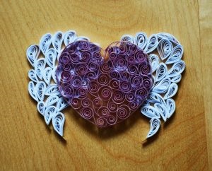 Áttört szív Quilling egy romantikus ajándék