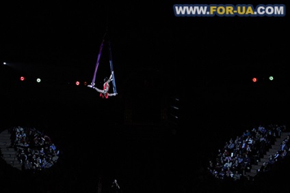 Circus backstage, amit ő - egy házat, és négylábú cirkuszi (Nemzeti Cirkusz Ukrajna