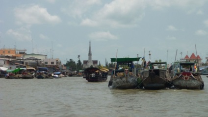 Delta râului Mekong, o călătorie de o sută de kilometri