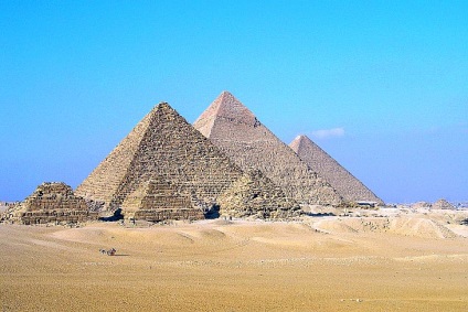 Kirándulás a piramisok Egyiptomban Sharm el Sheikh és Hurghada Árak Áttekintések Piramis Cheops Kairó - 2017