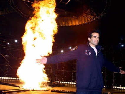 Illusionist David Copperfield biografie, poza