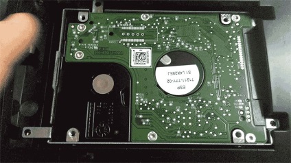 Cum de a schimba hard disk-ul pe un laptop folosind exemplul asus x75v