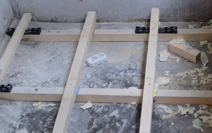 Cum de a izola podeaua pe balcon cu polistiren expandat și alte materiale