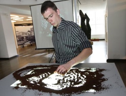 Imagini din cafea măcinată cu propriile mâini, tehnica de a face și de a crea pe baza lor