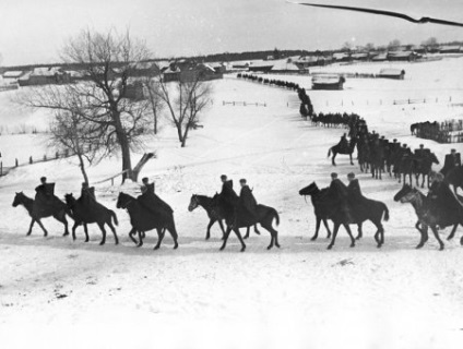 Lovak - a résztvevők a Nagy Honvédő Háború - helyszínen a lovak