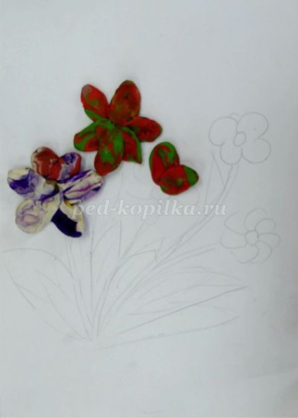 Modelare de masterat și pictura pe flori de prim plantein