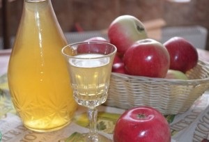 Turnarea merelor acasă pe vodcă și alcool
