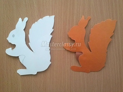 Aplicare hârtie tridimensională - veveriță cu piulițe