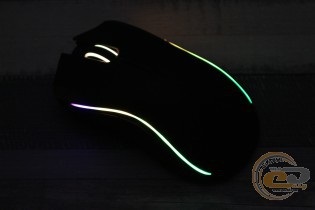 Revizuirea și testarea jocului manipulator razer mamba chroma