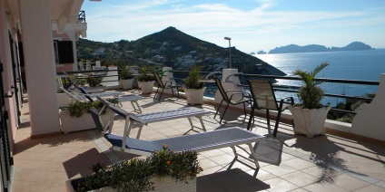 Insula Pontica, Italia, cum ajungeți, hoteluri, plaje, scufundări, fotografii, recenzii ale turiștilor