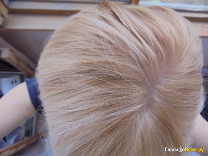 Прегледайте за крем-боя за коса Garnier цвят усещане супер осветление 910 пепел сребро