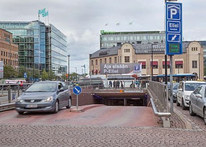 Parkolás a repülőtéren Helsinki rövid távú és hosszú távú