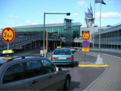 Parkolás a repülőtéren Helsinki rövid távú és hosszú távú