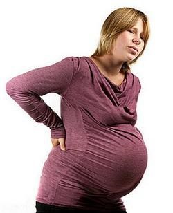 De ce mă doare spatele în timpul sarcinii?