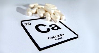 A kalcium és a kalcium tablettát