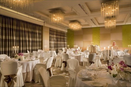 Étterem esküvők «svájci - tel Krasnye Holmy Moszkva” esküvői terem