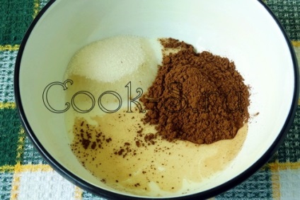 Tort de ciocolată - banană - rețetă pas cu pas cu fotografie, produse de cofetărie