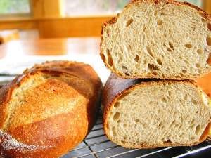 Câte calorii în pâine sunt porumb, cu tărâțe, câte calorii în pâine și unt
