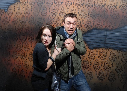 Folyamatos pozitív Halloween vagy horror Nightmares Fear Factory (éjszaka) Folyamatos pozitív Halloween vagy horror rémálmok gyári