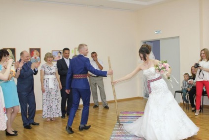 Syktyvkar, Komi-csuvas játszott esküvő „BNK