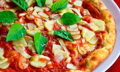 4 Rețete de pizza în cuptor cum să gătești pizza delicioasă la domiciliu (Opinii)