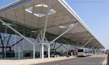 Stansted repülőtér és London Stansted repülőtéren, London