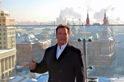 Arnold Schwarzenegger (arnold schwarzenegger)