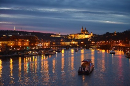 Autotravel de la Praga la Harrachov