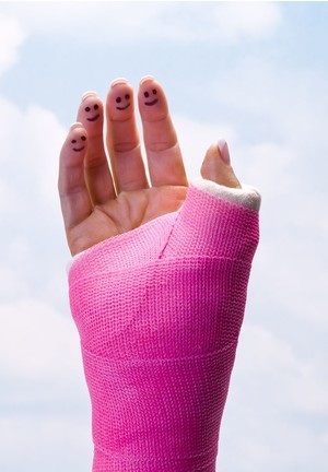 Durerea după o fractură a mâinii, cum să dezvolți o zi de mână - femeie